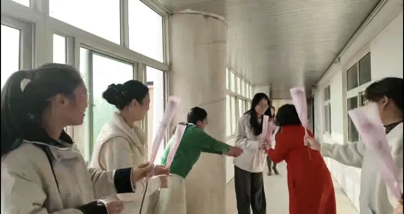 微信图片_2025-11-07_123432_940.jpg