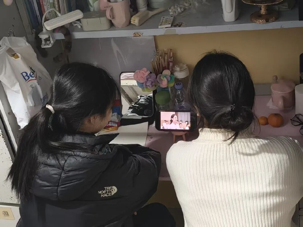 微信图片_2025-12-16_230313_777.jpg