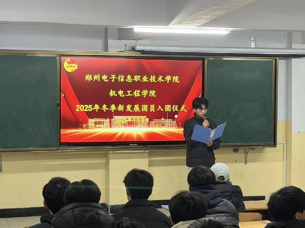 76a3d72685dc1c008df9b22e9af8dce9.jpg