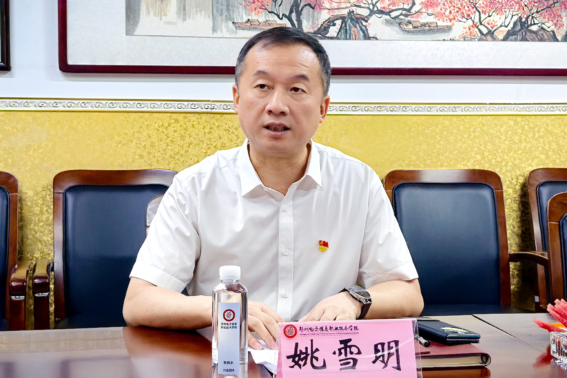 微信图片_20260610172759_375_354_副本.jpg